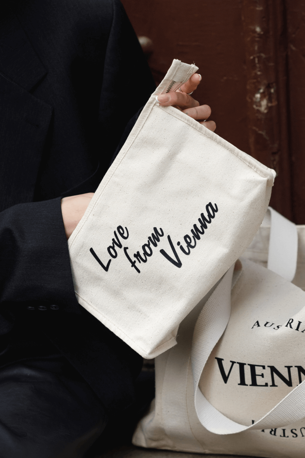 Souvenirs, Bags, Cosmetic Bags, Mugs, Hoodies | IN PRAGUE